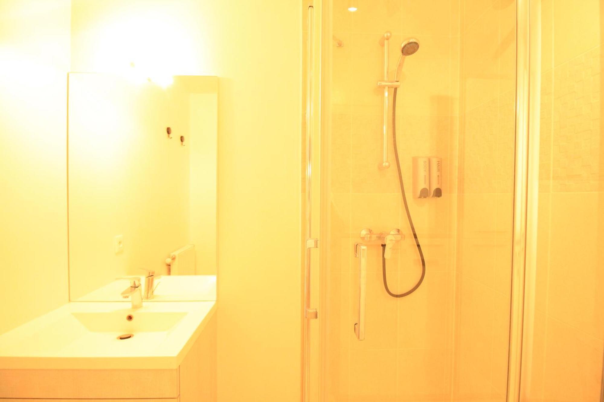 Disponible - Appartement Entier Neuf - 8Mn A Pied Rer C Paris, Parking Rue Gratuit, En Face Hopital D'Arpajon, Balcon Prive, Matelas Bultex 160X200, Ascenseur, Acces Pmr, Centre Ville A Pied 外观 照片
